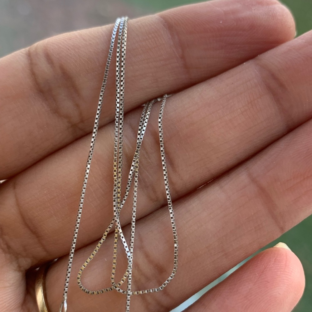 10k White Gold Box Chain - 18"